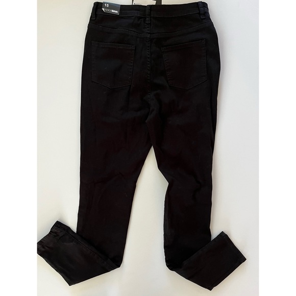 Fashion Nova Women’s Distressed Blanched Black Jeans Size 15 - Picture 7 of 8